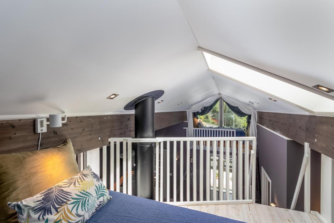 Panoramic Terrace, Huge Rain Shower And Cosy Lofts Flåm Exterior foto
